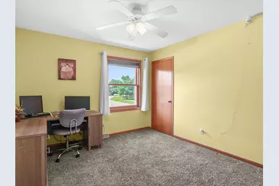 N6275  Woodland Meadows Dr, Sheboygan, WI 53083 - Photo 18