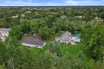 2212 W Sunnydale Ln, Mequon, WI 53092 - Photo 54