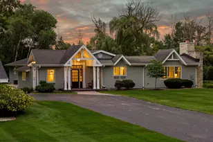 2212 W Sunnydale Ln, Mequon, WI 53092 - Photo 48