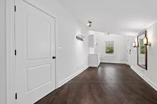 2212 W Sunnydale Ln, Mequon, WI 53092 - Photo 20
