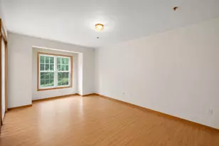 17835 W Radam Dr, New Berlin, WI 53146 - Photo 8