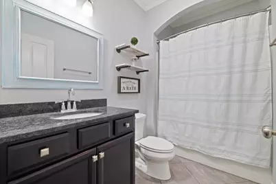204  Oak Hill Cir, Racine, WI 53105 - Photo 12