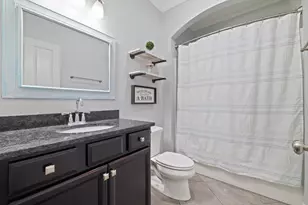 204 Oak Hill Cir, Racine, WI 53105 - Photo 12