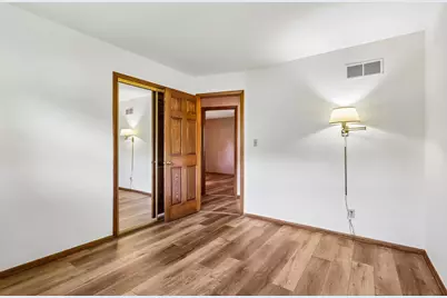 W167N10425  Bridle Path, Germantown, WI 53022 - Photo 28