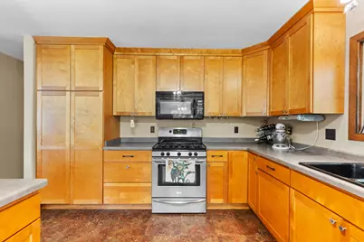 W293S3017  Ancestral Dr, Genesee, WI 53188 - Photo 12