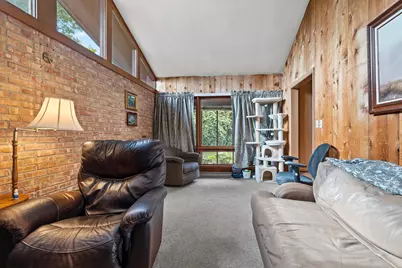 1310  Fairmont Ln, Manitowoc, WI 54220 - Photo 6