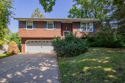 1068  Kiewert St, Watertown, WI 53098 - Photo 2