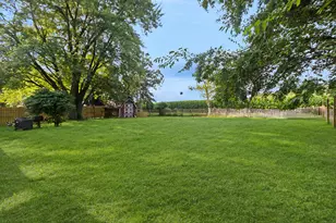 141 Marino Ave, Delavan, WI 53115 - Photo 14