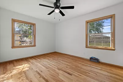 3223 W Birchwood Ave, Milwaukee, WI 53221 - Photo 20