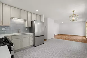 3223 W Birchwood Ave, Milwaukee, WI 53221 - Photo 18