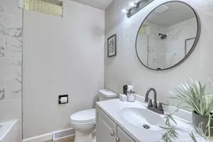 5406 N Shasta Dr, Glendale, WI 53209 - Photo 12