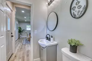 5406 N Shasta Dr, Glendale, WI 53209 - Photo 18