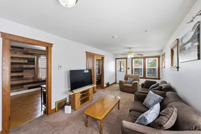 1357 S 90th St, West Allis, WI 53214 - Photo 4