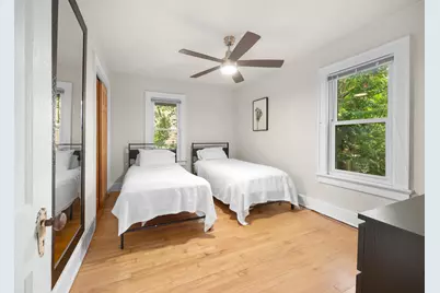 6804  Maple Ter, Wauwatosa, WI 53213 - Photo 24