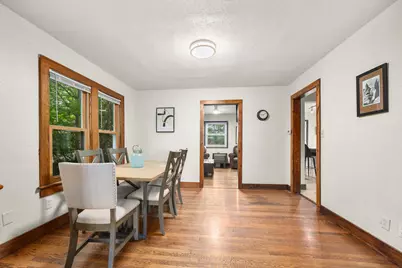 6804  Maple Ter, Wauwatosa, WI 53213 - Photo 8