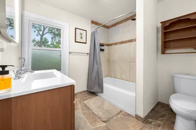 6804  Maple Ter, Wauwatosa, WI 53213 - Photo 26