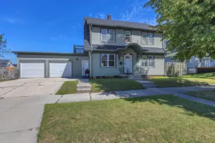 1222 Huron Ave, Sheboygan, WI 53081 - Photo 1
