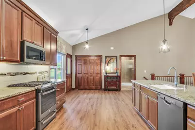6595  105th St, Pleasant Prairie, WI 53158 - Photo 12