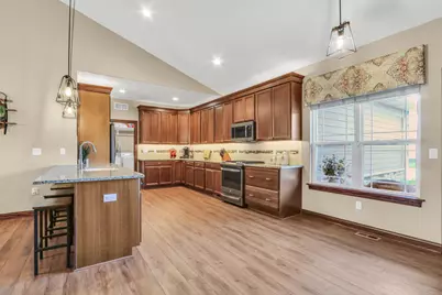 6595  105th St, Pleasant Prairie, WI 53158 - Photo 6