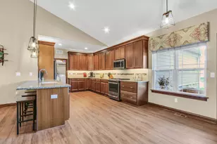6595 105th St, Pleasant Prairie, WI 53158 - Photo 6