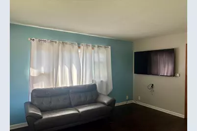 3143 S 99th St, Milwaukee, WI 53227 - Photo 8