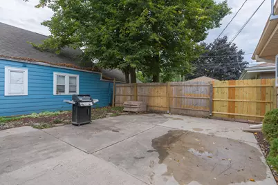 5303 W Wilbur Ave, Greenfield, WI 53220 - Photo 28