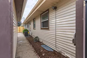 5303 W Wilbur Ave, Greenfield, WI 53220 - Photo 32