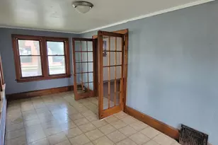 4572 W Fond Du Lac St, Milwaukee, WI 53216 - Photo 2