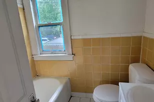 4572 W Fond Du Lac St, Milwaukee, WI 53216 - Photo 6