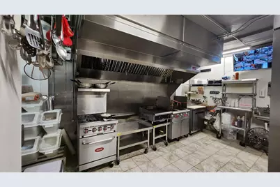 4519 W Center St #4521, Milwaukee, WI 53210 - Photo 2