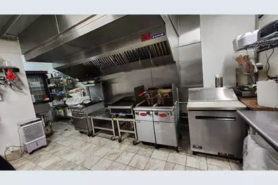 4519 W Center St #4521, Milwaukee, WI 53210 - Photo 1