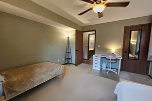 W169N11054 Ashbury Ln, Germantown, WI 53022 - Photo 16