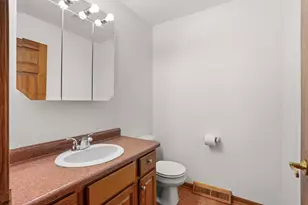 3207 S Ridge Crest Ct, New Berlin, WI 53151 - Photo 42