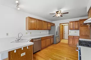 3207 S Ridge Crest Ct, New Berlin, WI 53151 - Photo 18