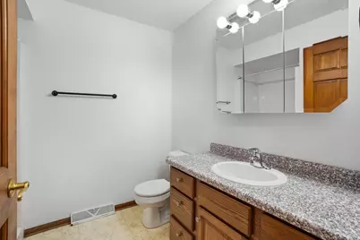 3207 S Ridge Crest Ct #3205, New Berlin, WI 53151 - Photo 68