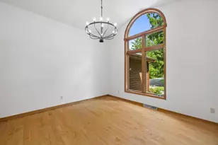 10845 N Wauwatosa Rd, Mequon, WI 53097 - Photo 10