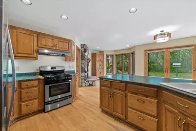 10845 N Wauwatosa Rd, Mequon, WI 53097 - Photo 12