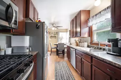 2560 S 71st St, Milwaukee, WI 53219 - Photo 6