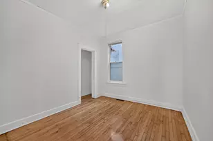 3238 N Cambridge Ave, Milwaukee, WI 53211 - Photo 12
