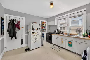 3238 N Cambridge Ave, Milwaukee, WI 53211 - Photo 24