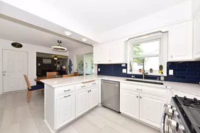 N102 W7150  Harrison Ave, Cedarburg, WI 53012 - Photo 8