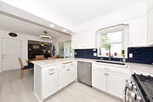 N102W7150 Harrison Ave, Cedarburg, WI 53012 - Photo 8