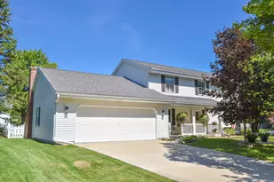 N102W7150 Harrison Ave, Cedarburg, WI 53012 - Photo 2
