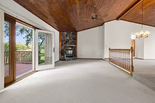 W180N9841 Riversbend Circle, Germantown, WI 53022 - Photo 8
