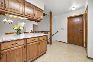W180N9841 Riversbend Circle, Germantown, WI 53022 - Photo 12