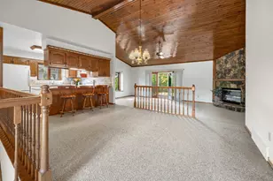 W180N9841 Riversbend Circle, Germantown, WI 53022 - Photo 6
