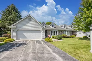 W180N9841 Riversbend Circle, Germantown, WI 53022 - Photo 1