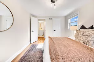 6261 N Bay Ridge Ave, Whitefish Bay, WI 53217 - Photo 16