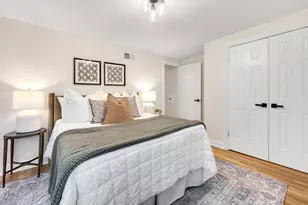 6261 N Bay Ridge Ave, Whitefish Bay, WI 53217 - Photo 12