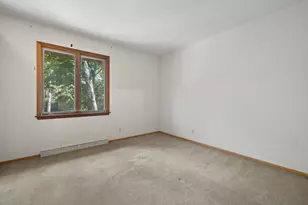 92 Woodfield Ct, Racine, WI 53402 - Photo 28